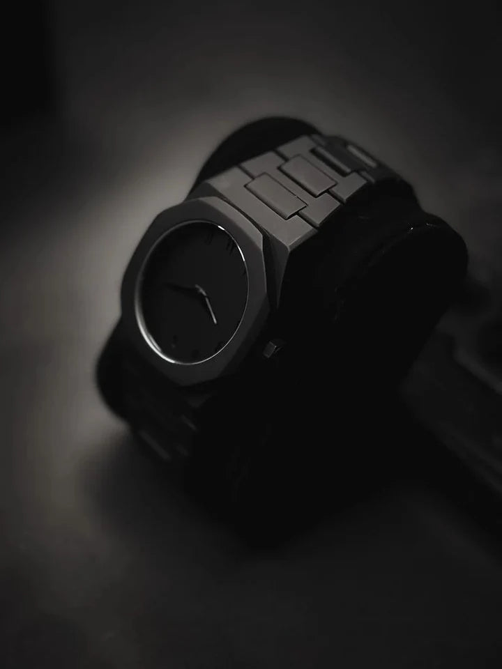 Aura – Black Arabic Dial