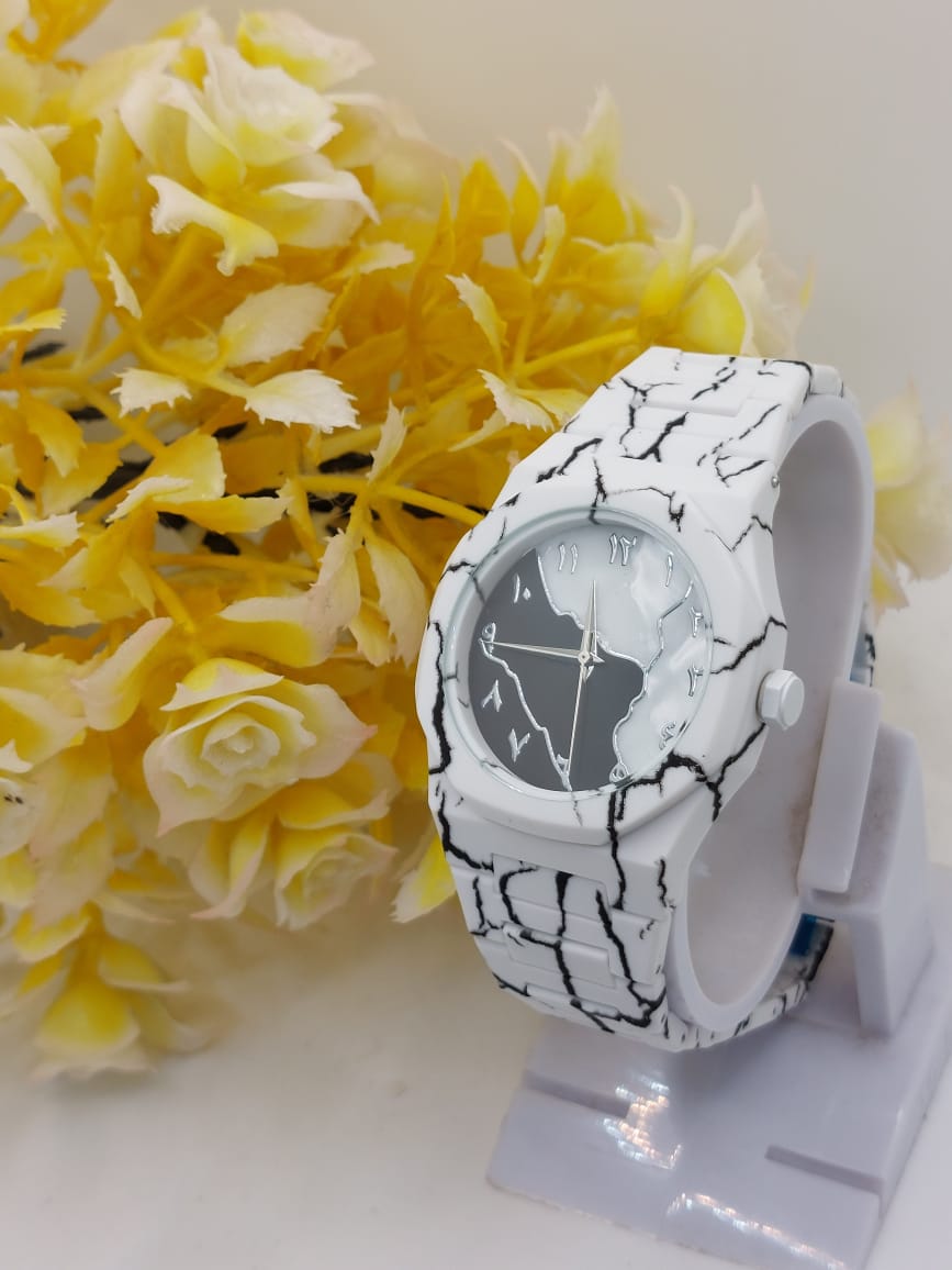 Aura – White Marble Arabic Dial